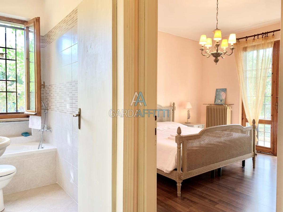 Ametista Apartment - Sirmione - Gardaaffitti Com المظهر الخارجي الصورة